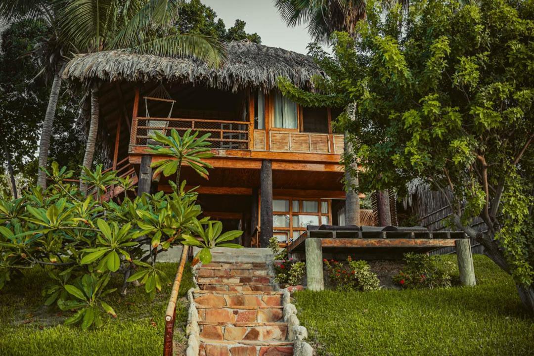 Lodge Coco Ne *